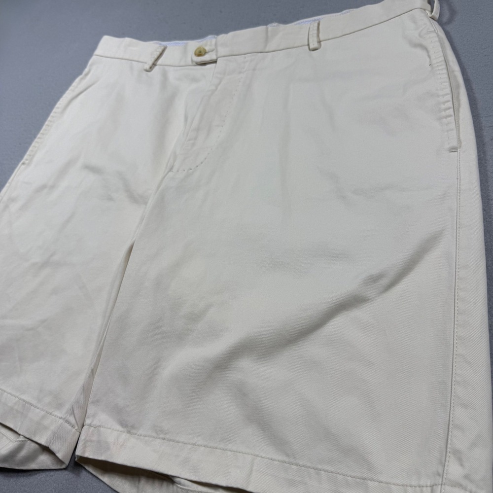 Peter Millar Mens 38 Khaki Cream Cotton Twill Flat Front Crown Logo Shorts